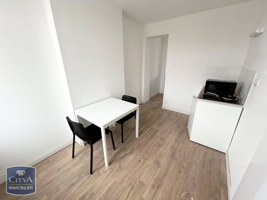 Location Appartement 2 pièces 22m² VALENCIENNES 59300 - Photo 1