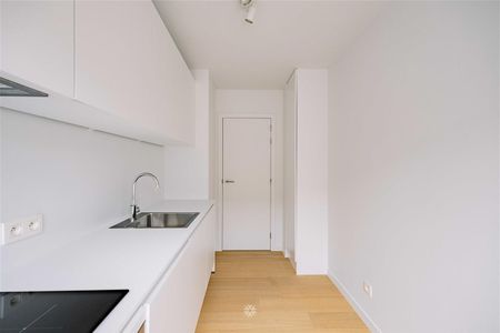 Gerenoveerd appartement met trendy-look op een toplocatie - Photo 3