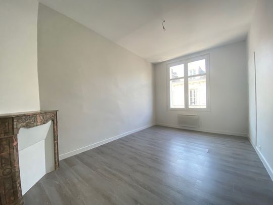 Location Appartement 3 pièces 71m² SAUMUR 49400 - Photo 1
