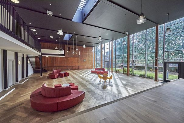 Studio to rent - Photo 1