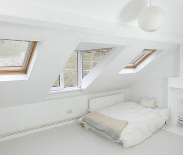4 bedroom semi-detached house to rent - Photo 6
