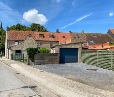 Charmante woning met 4 slaapkamers, tuin en ruime garage. - Foto 2