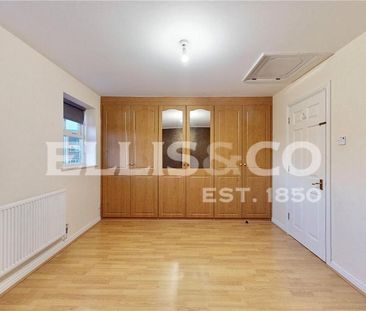 1 bedroom in a house share to rent - Photo 6