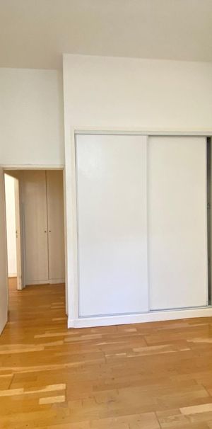 Location Appartement 2 pièces 52m² BORDEAUX 33000 - Photo 1