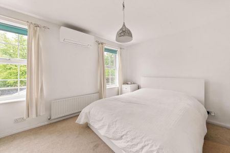 5 bedroom terraced house to rent - Photo 4