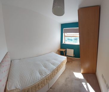 Room in a Shared Flat, Barking, IG11 - Photo 5