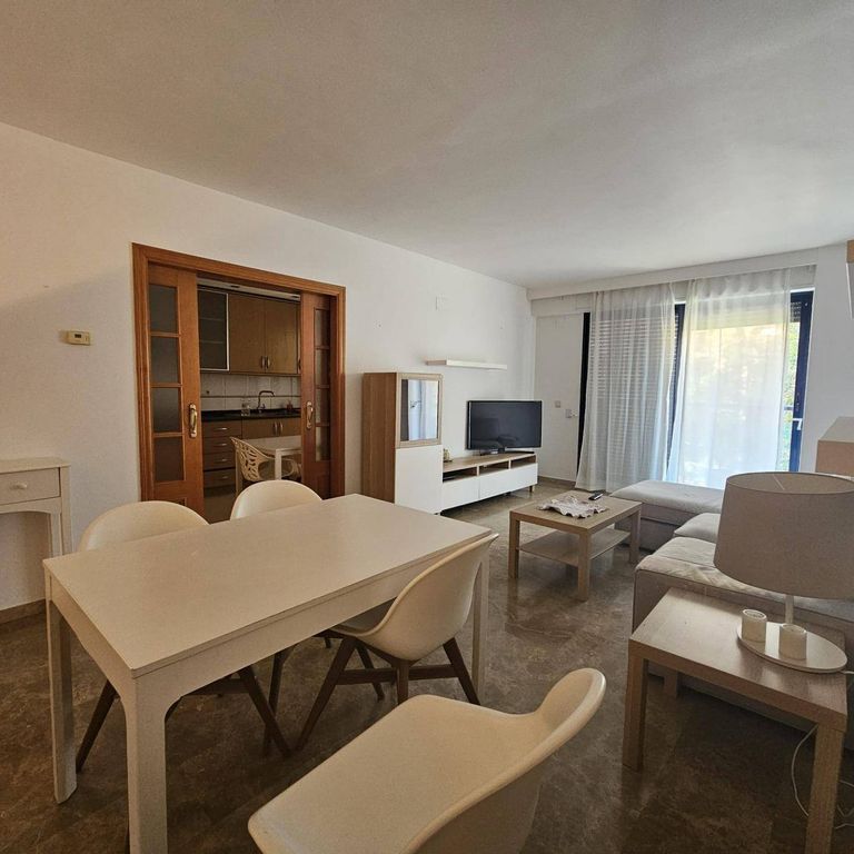 3 room luxury Flat for rent in Valencia - Photo 1