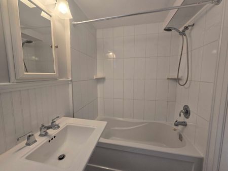 For Lease - 66 Greenfield Drive Unit# Basement, Toronto, Ontario - Photo 5