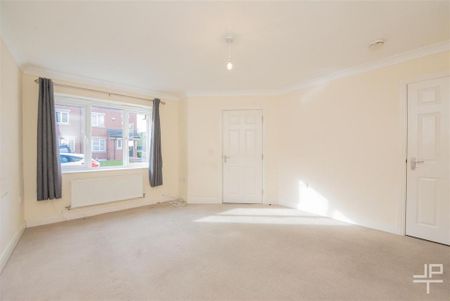 4 bedroom semi-detached house to rent - Photo 4