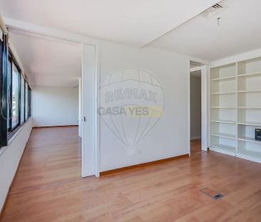 Apartment T3 in Santo António, Lisboa - Photo 1