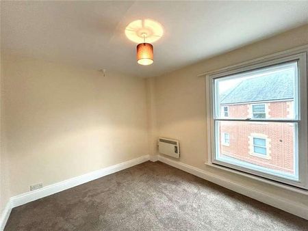 Swan Flats, Ditton Street, Ilminster, Somerset, TA19 - Photo 4