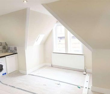 Marketfield Road, Redhill, Surrey, RH1 - Photo 1