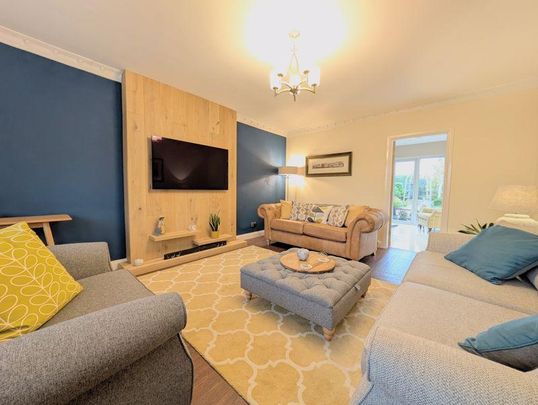 3 bedroom property to rent - Photo 1