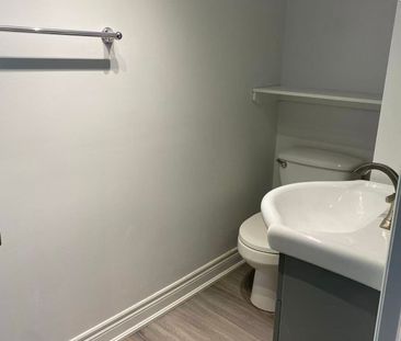 For Lease - 30 Joseph Street, Mississauga, Ontario - Photo 2