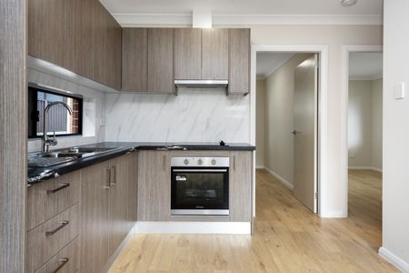 Modern Living - Photo 2