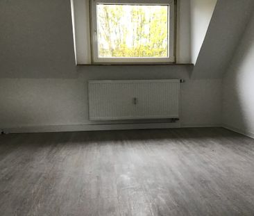 Flotte 2-Zimmer-Dachgeschosswohnung in Stadtlage! - Foto 4