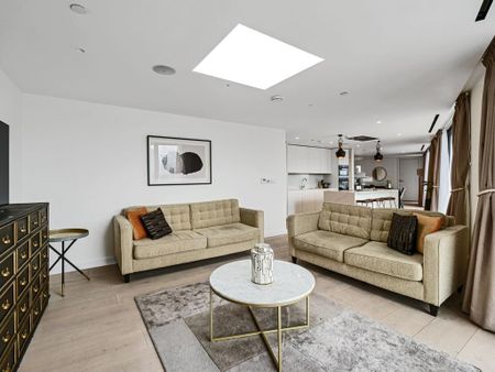 3 bedroom serviced apartment to rent - Photo 3