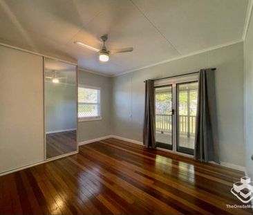 Spacious Family Home on Large Block - Convenient Kingston Location - Photo 4