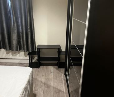 Room in a Shared House, Morley Road, E15 - Photo 5