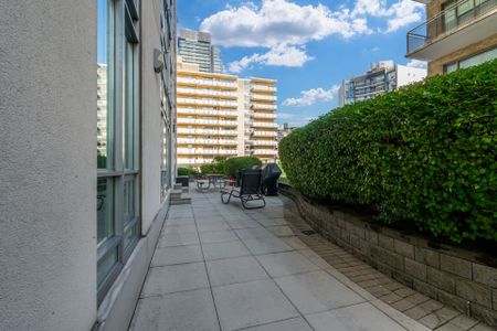 For Lease - 212 Eglinton Avenue Unit# 808, Toronto, Ontario - Photo 4