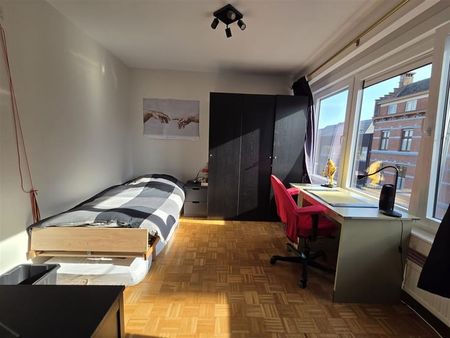 Appartement te huur - Foto 4