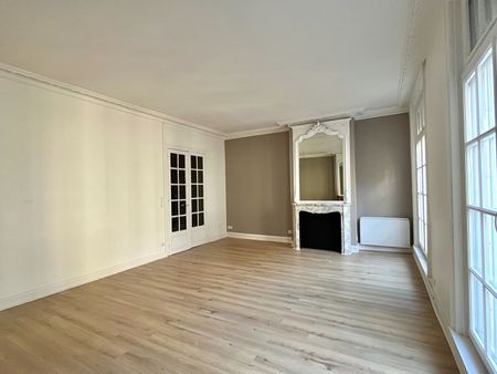À LOUER – T3 de 85 m², Rue de Béthune, Lille-Centre réf 459-001 - Photo 2