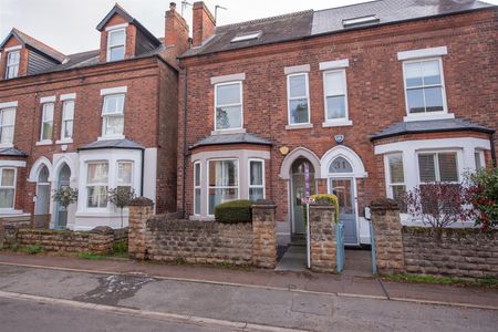 Lady Bay Road, West Bridgford, Nottingham - Photo 2