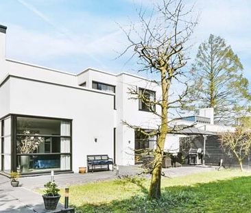 6.5-Zimmer-Einfamilienhaus mit moderner Architektur in Freiburg - Foto 3