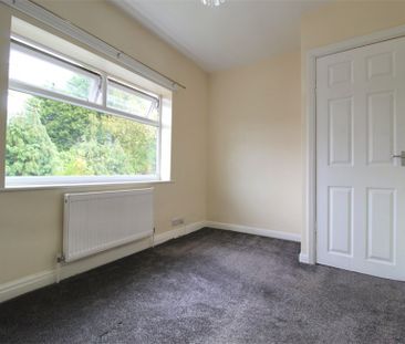 3 Bedroom Terraced To Let - Photo 2