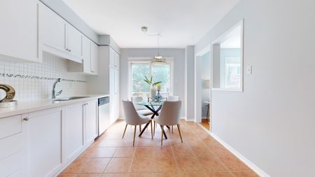 For Lease - 1290 Heritage Way Unit# 42, Oakville, Ontario - Photo 2