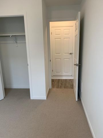 For Lease - 4350 EBENEZER Road Unit# 53, Brampton, Ontario - Photo 4