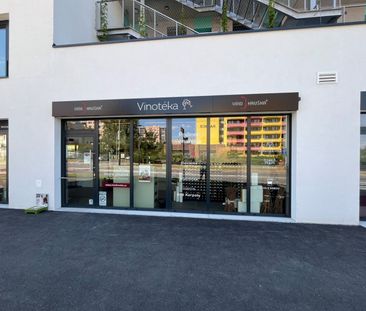 Pronájem bytu 1+kk • 32 m² bez realitkyMilánská, Praha - Horní Měch... - Фото 1