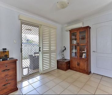 Immaculate Unit & Ideal Location! - Photo 6