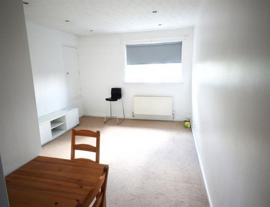 1 Bedroom Apartment To Let - Photo 1