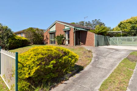 21 Nichols Drive, Mornington. - Photo 2