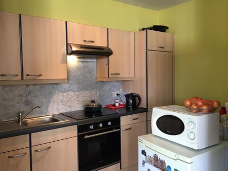 - Zwijndrecht – Goed gelegen appartement nabij de tram - Photo 5