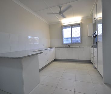 12A Corboys Pl, 6722, South Hedland Wa - Photo 4