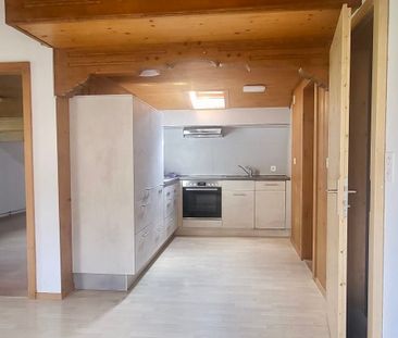 Charmante 2-Zimmer-Wohnung in ruhiger Lage in Lenk - Photo 1