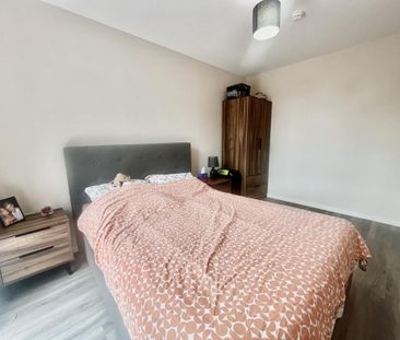 1 Bed Flat, Southwood House, M5 - Photo 6