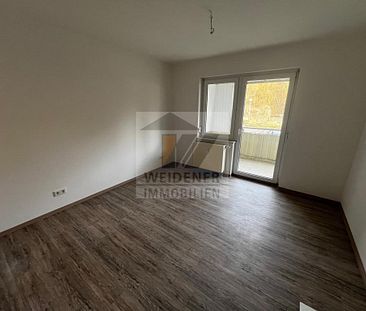 Idyllisch wohnen im Zentrum von Weida. 2 Raum EG-Wohnung mit Balkon. Bad mit Wanne. - Photo 6