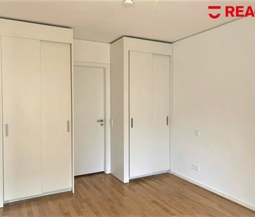 Pontviertel: 2-Zimmer-Wohnung mit Einbauküche und moderner Ausstatt... - Foto 1