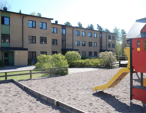 Bröderna Berwalds väg 34 - Photo 1