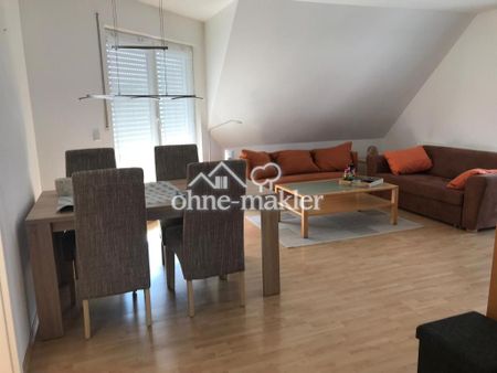 Möblierte 2-Zimmer-Dachgeschosswohnung mit großem Balkon & Stauraum – frei ab Mai - Foto 4