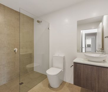 Location & Lifestyle - Photo 5