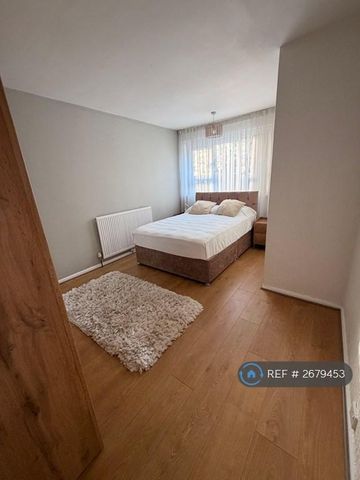 3 bedroom maisonette to rent - Photo 4