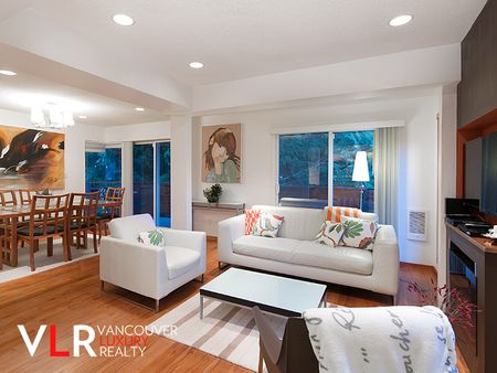 House in West Vancouver, BC - Photo 4