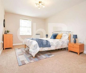 Birch Meadow Close, Warwick, CV34 - Photo 2