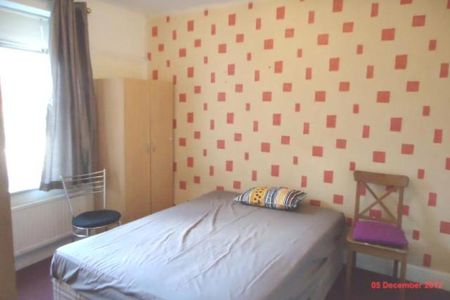 7 bedroom house share to rent - Photo 3