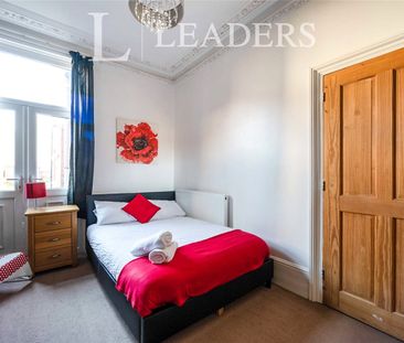 6 bedroom house to rent Lawrence Road, Southsea, PO5 - Photo 3