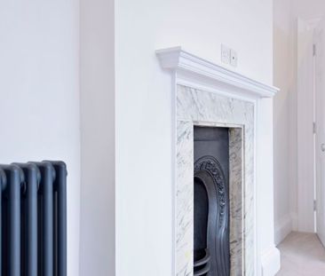 High Street, Godalming - 2 bedrooms Property for lettings - Seymours - Photo 1